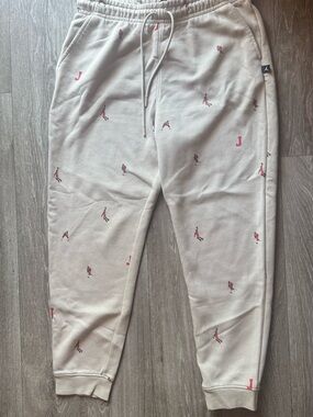Jordan Cream Joggers with Embroidered Jumpman Figures